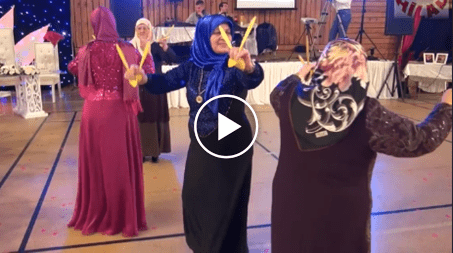 Teyzelerden İzleme Rekoru Kıran Emirdağı Kaşık Oyunu